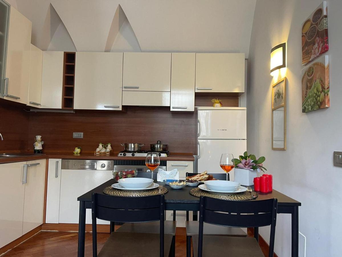 Dream House Apartment
